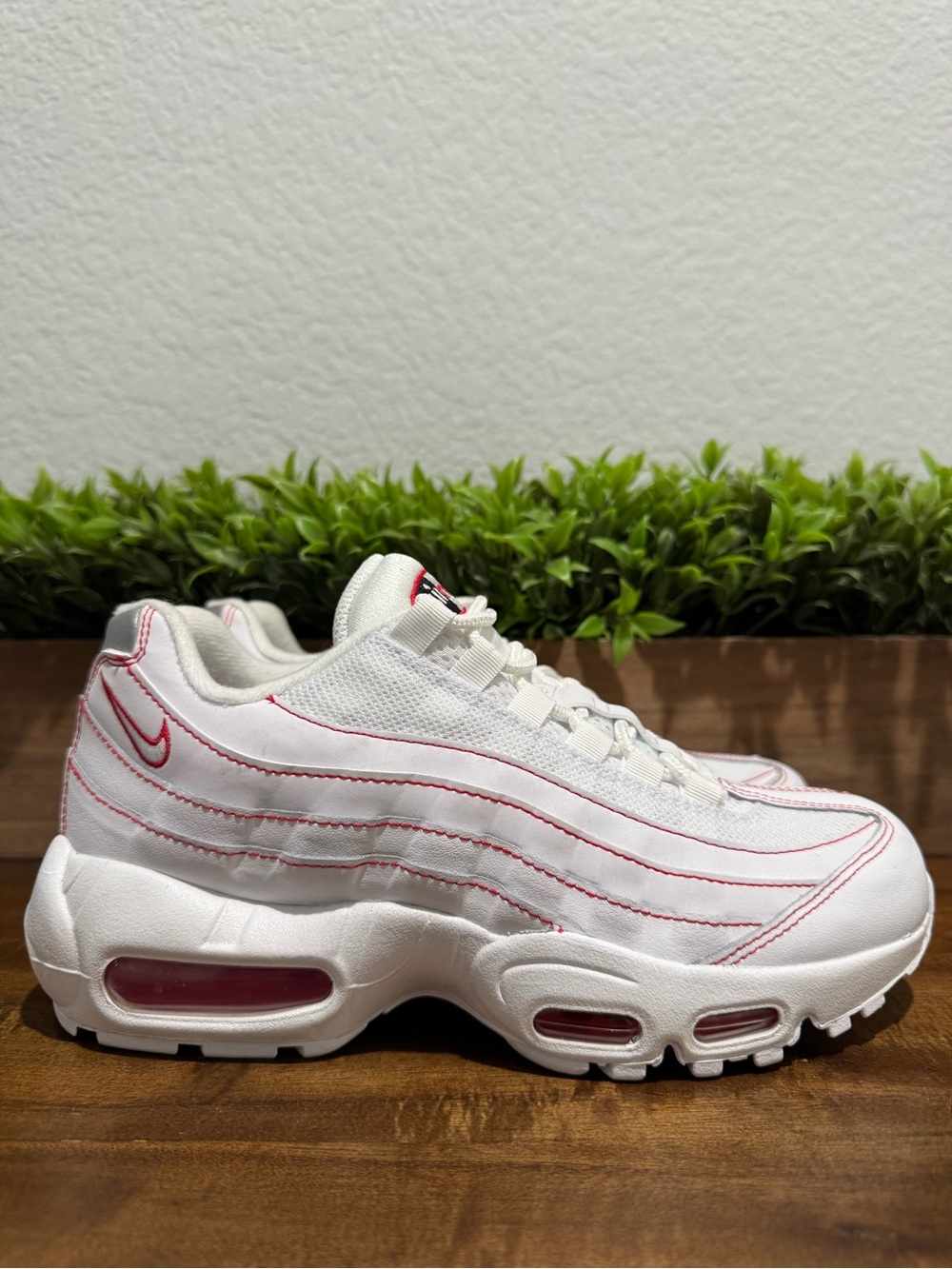 Nike Air Max 95 Recraft Candy Cane (GS) Sneakers II4053-101 Size 5Y Women’s 6.5